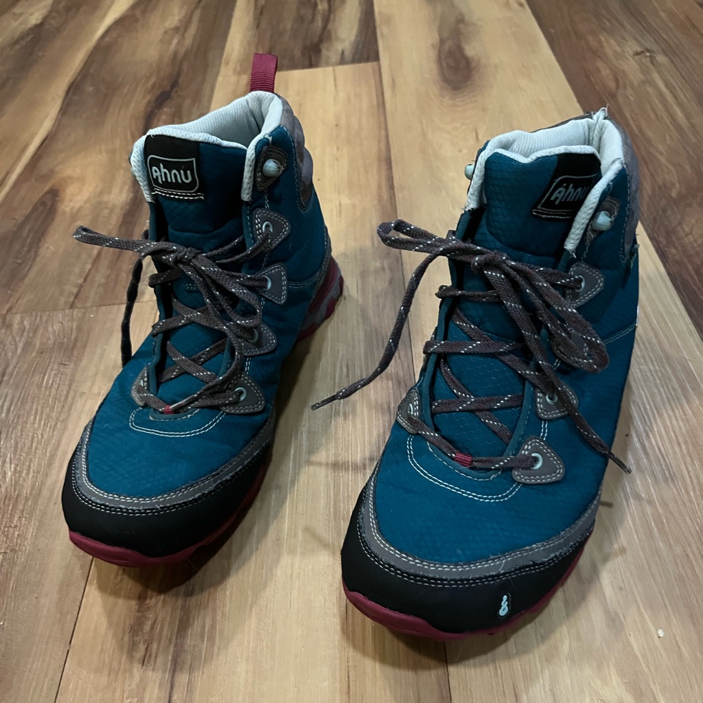 Anhu Hiking Boots. Women Size 10